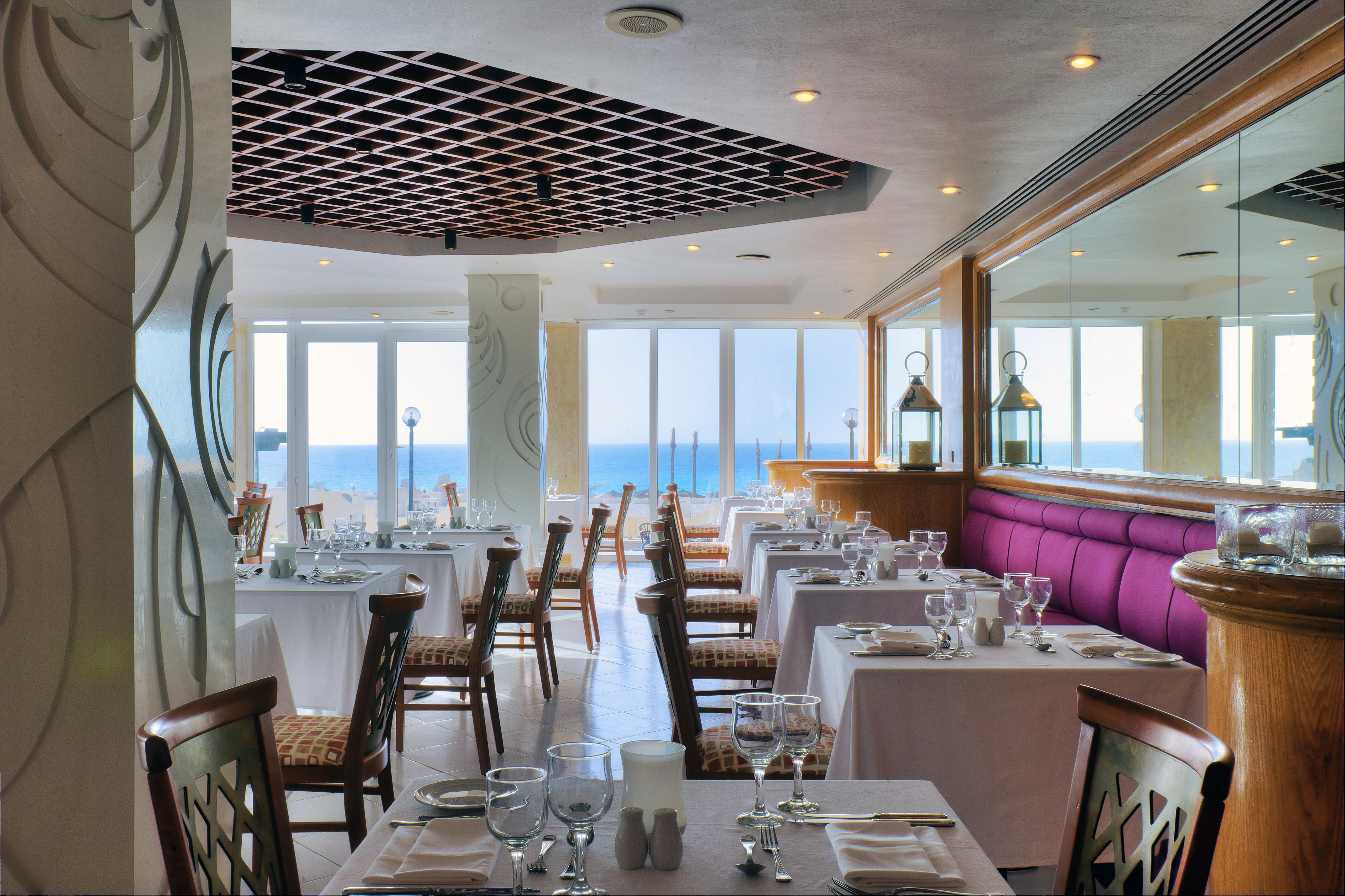 Borg El Arab Beach Resort Eksteriør billede The restaurant
