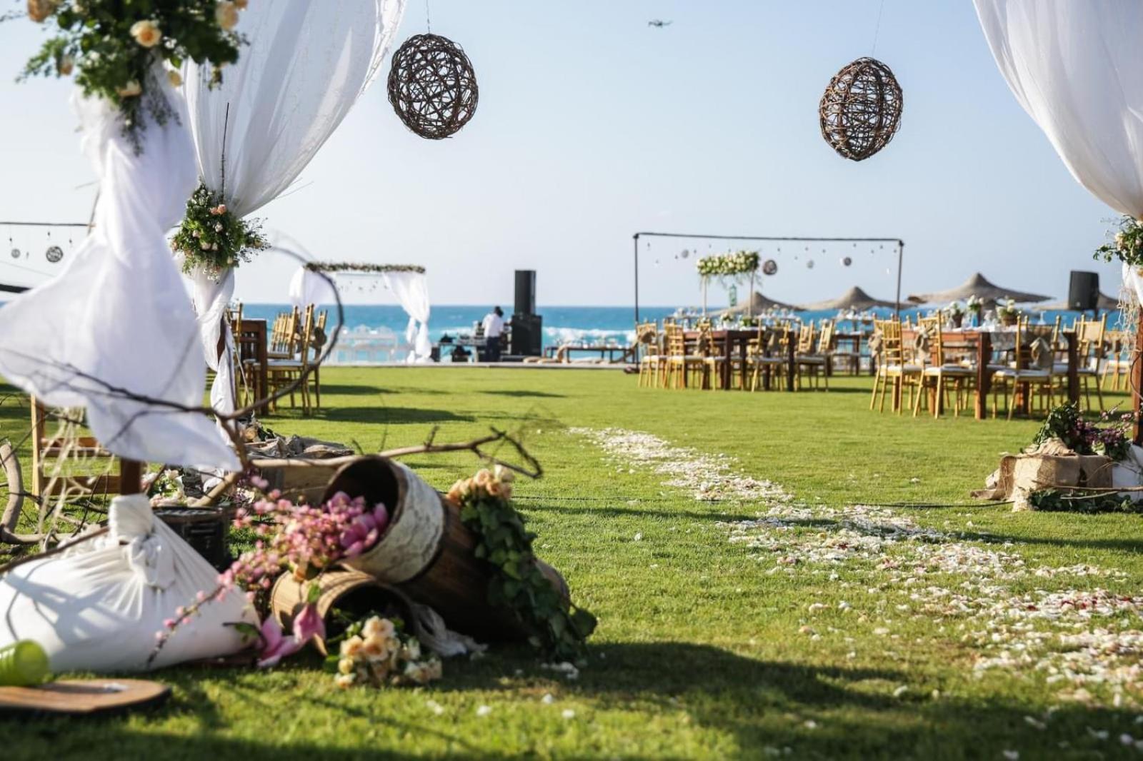 Borg El Arab Beach Resort Eksteriør billede Wedding at the beach