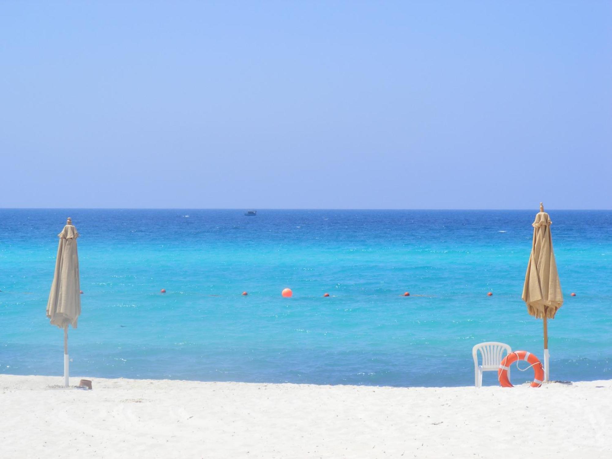 Borg El Arab Beach Resort Eksteriør billede The beach of Vai
