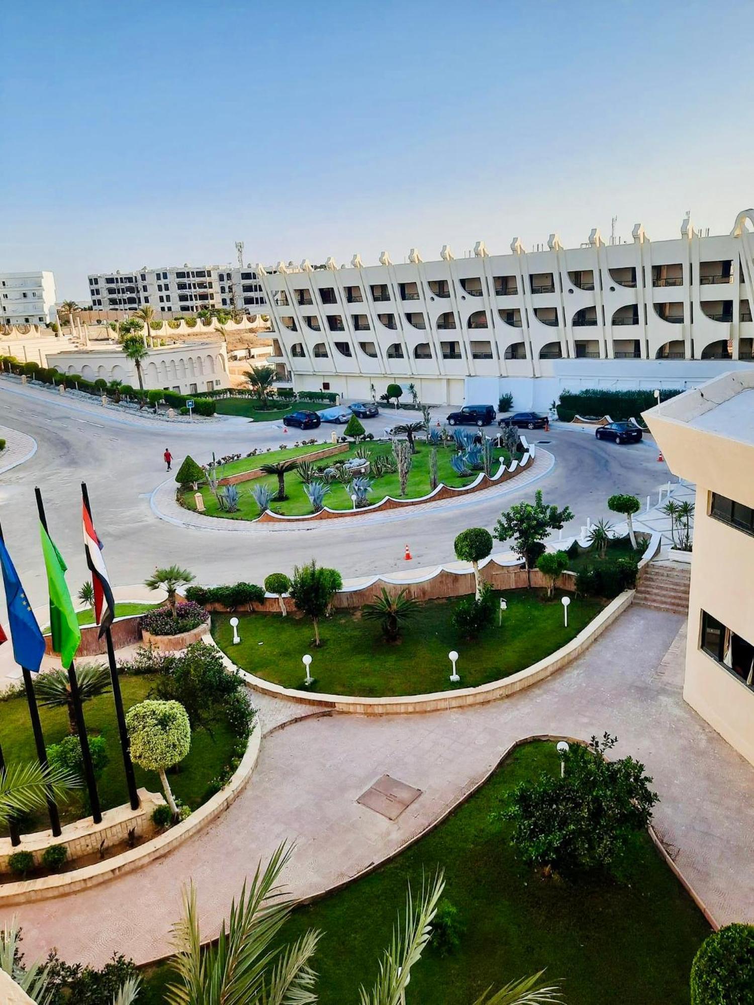Borg El Arab Beach Resort Eksteriør billede The Dead Sea resort
